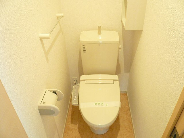 【トイレ】 | ラ・メゾン・ミニョン　Ⅱ | ゆったりとした空間のトイレです