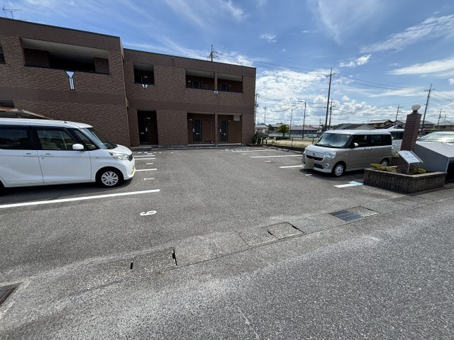 ドリームメジャーの駐車場