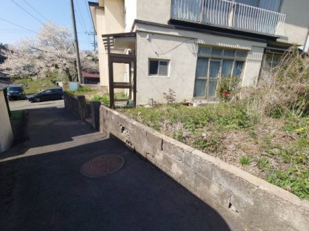 盛岡市三ツ割1丁目11番21