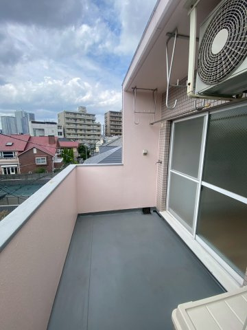 【バルコニー】