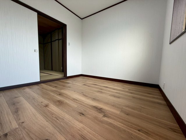 玉串元町2丁目　中古戸建の洋室