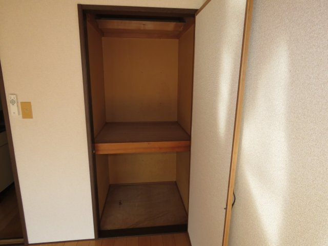 ハイマート霞ヶ関の収納