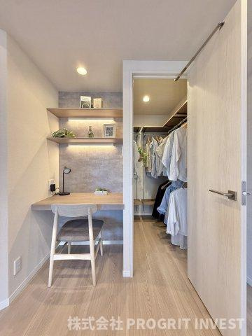 都立大八雲マンションの内装|DEN＆ウオークインクローゼット