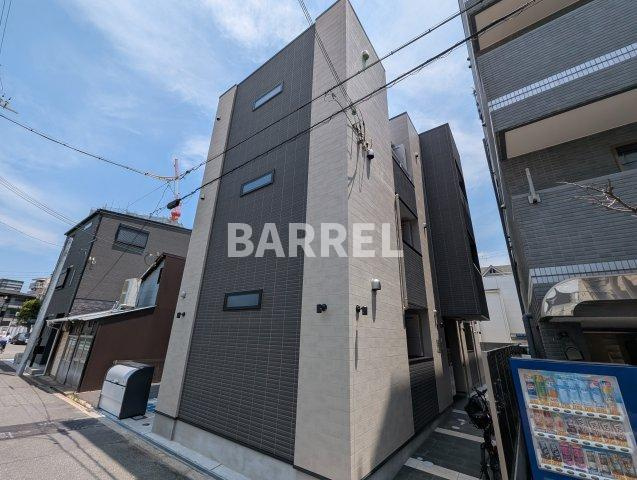 キャッスルコート大阪ザ・グランドパレスの外観
