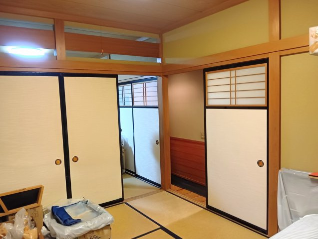 売中古戸建　焼津市石津中町の和室|6帖の和室はふすまを外して7.5帖の和室と繋げて使うことができます！