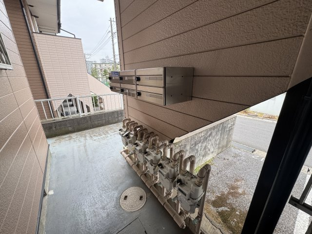 ラフィーヌ・吉野Ｂのロビー
