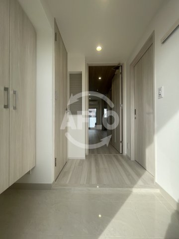 CASA REGULUS FUKUSHIMA NODAの玄関|CASA REGULUS FUKUSHIMA NODA　玄関