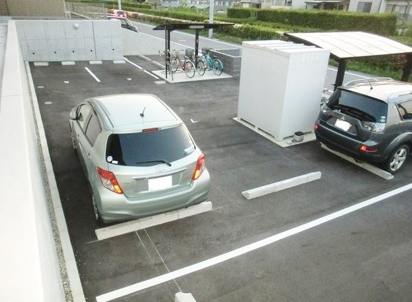 ＬＥＧＡＭＥの駐車場
