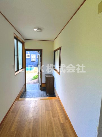 【玄関】 | 売主/収益/中古戸建/ふじみ野市川崎 | 1F／玄関・ホール（2025.08.16撮影）