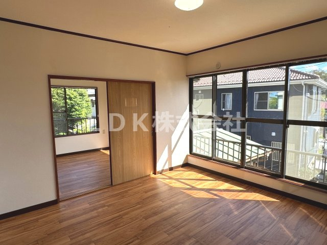 【洋室】 | 売主/収益/中古戸建/ふじみ野市川崎 | 2F／サービスルーム8.0帖　（2025.08.16撮影）