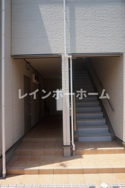 カーサ桜　【非対面対応】接客・申込・契約オンライン！LINE×相談可！のエントランス|毎日通るエントランスはこのようになっています