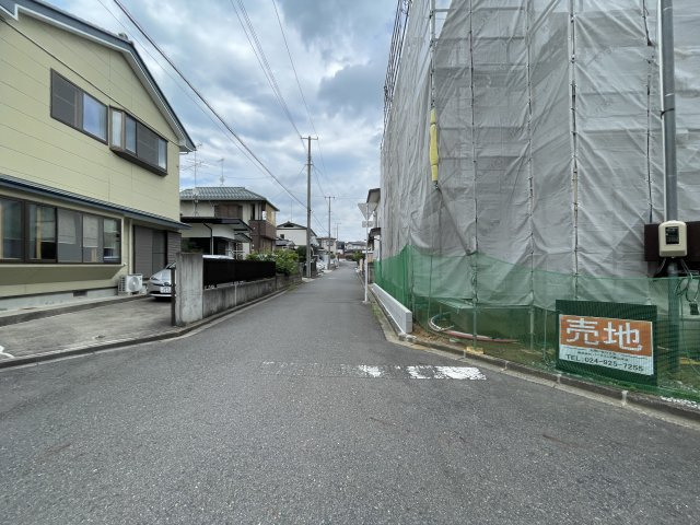 新築戸建・新築建売　郡山市喜久田町3期　富田東小学校・富田中学校の前面道路含む現地写真
