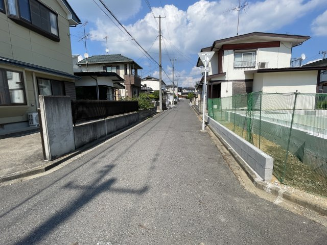 新築戸建・新築建売　郡山市喜久田町3期　富田東小学校・富田中学校の前面道路含む現地写真