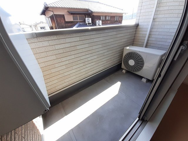 玲巧ハイツ八丁のバルコニー
