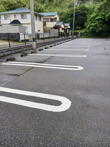 カサ　モデルナ　Ⅱの駐車場|駐車場があります