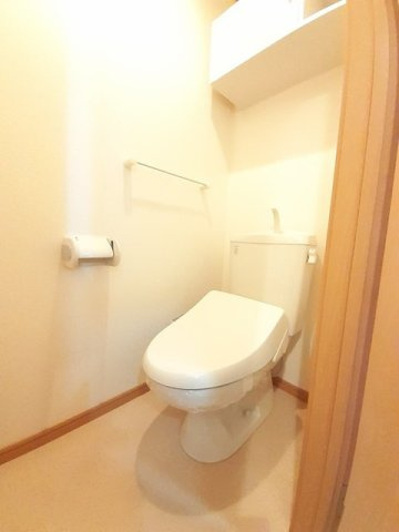 トレスアールヴォレ　Ａのトイレ|シンプルで使いやすいトイレです