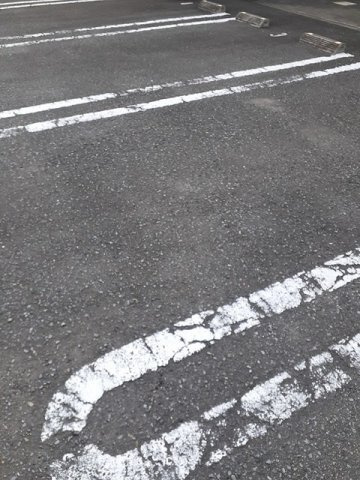 レア・ステーションⅡの駐車場|駐車場完備です