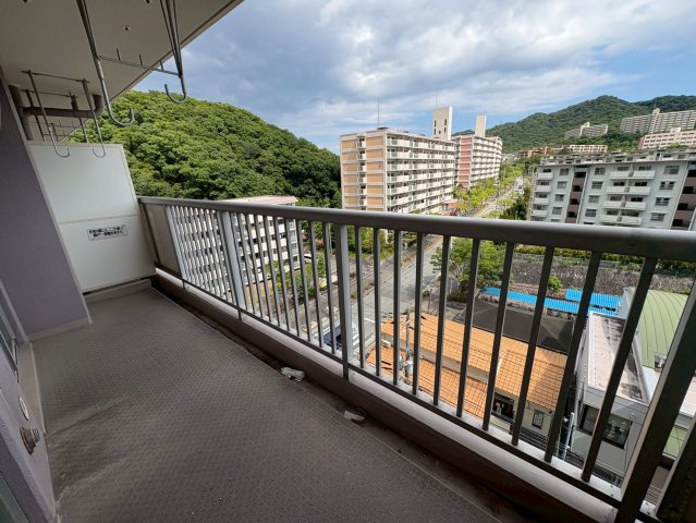 妙法寺駅前住宅のバルコニー|バルコニーがあります
