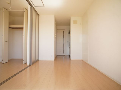 【居間・リビング】 | タウンコート西茂呂 | 快適に過ごせるエアコンが付いています♪