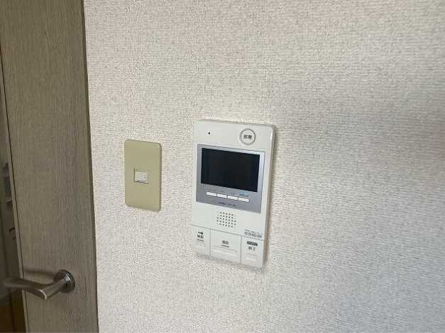 ソレイユ駒沢　バストイレ別　室内洗濯機置き場　オートロックのセキュリティ
