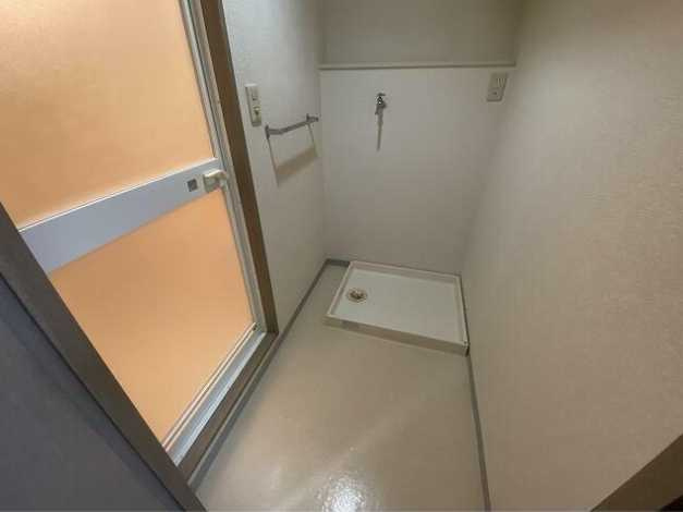 ソレイユ駒沢　バストイレ別　室内洗濯機置き場　オートロックの設備