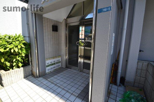 メゾン富松のエントランス