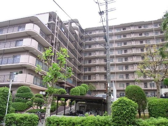 穂積台グランドコーポの外観