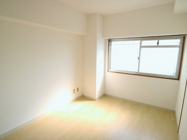 延命寺マンションの寝室