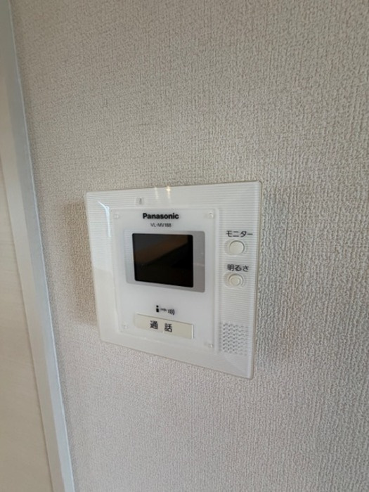 メルベーユ A棟の設備|モニタ付インターホン