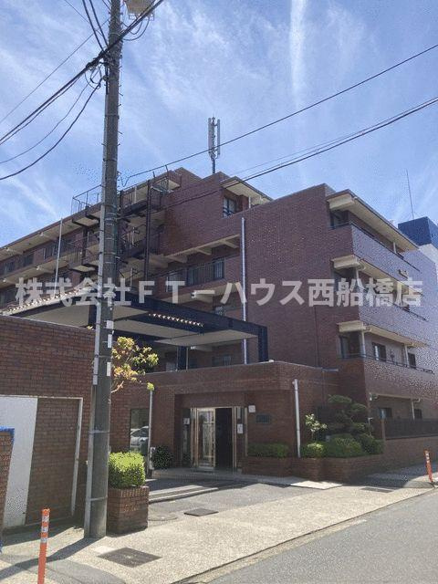潮ハイツの外観