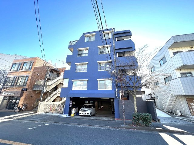 EAST BLUE MIYAMAEの外観