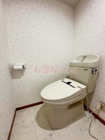 コーポワンセルフのトイレ|コンパクトで使いやすいトイレです