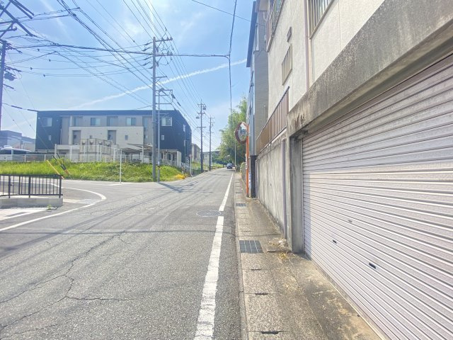 知多市長浦2丁目の前面道路含む現地写真|R8.6.13撮影　前道6ｍ以上で駐車もラクラクです！