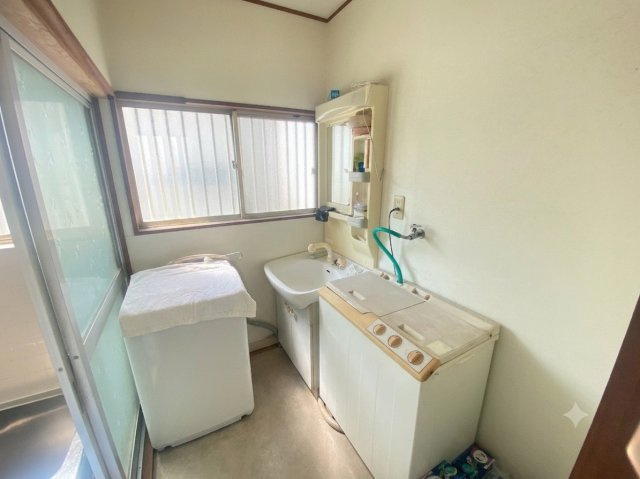 知多市長浦2丁目の独立洗面台|R8.6.13撮影　洗面室☆