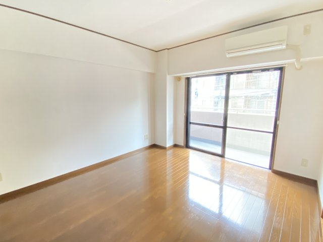 INSURANCE BLDG.XⅠXの居間・リビング