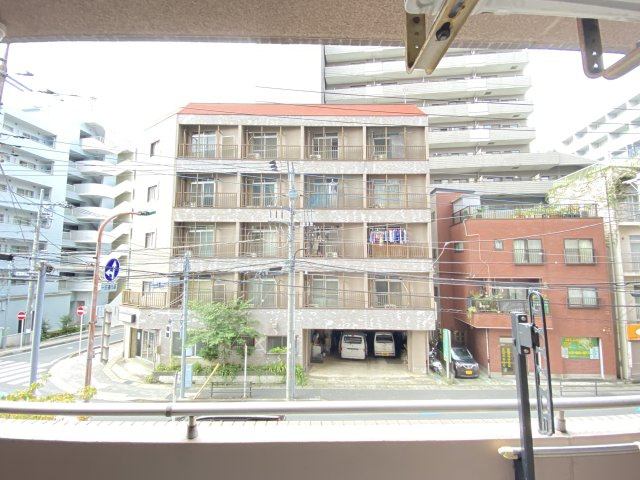 INSURANCE BLDG.XⅠXの展望