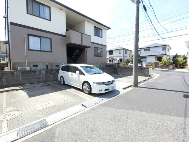 【駐車場】