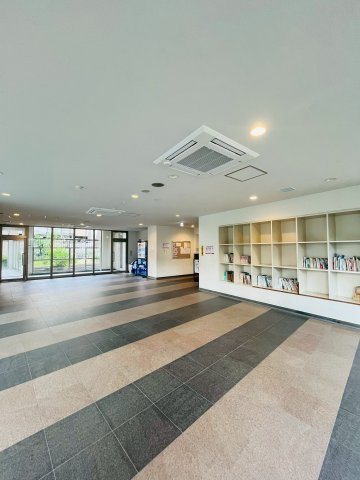 ウィズパークス大阪アクアコートのエントランス