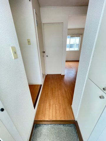 【玄関】