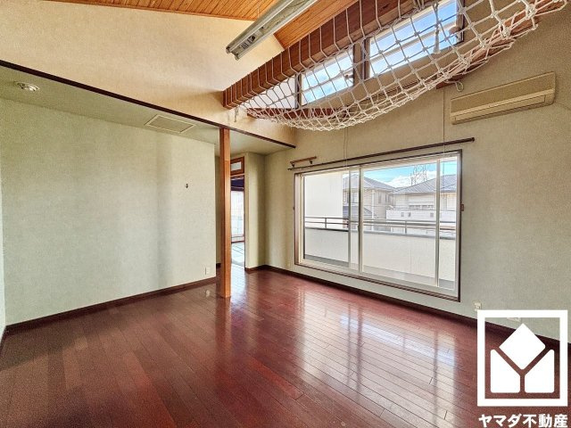 八幡市男山吉井の子供部屋