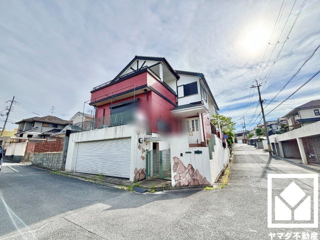 八幡市男山吉井の外観