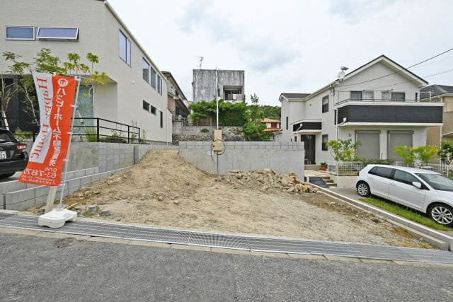 テラシエ泉ガ丘新築一戸建て│4LDK+並列駐車2台可