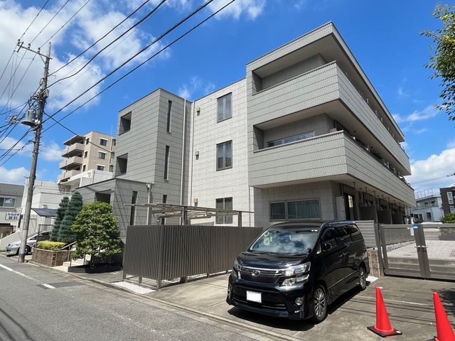 ルシオ国立の外観
