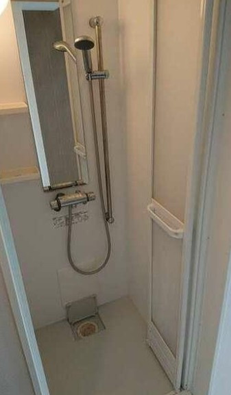 北区志茂３丁目のアパートのシャワールーム