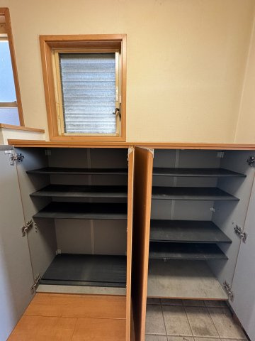 所沢市上山口中古戸建の収納