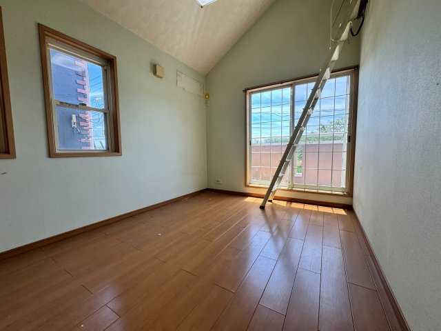 所沢市上山口中古戸建の洋室