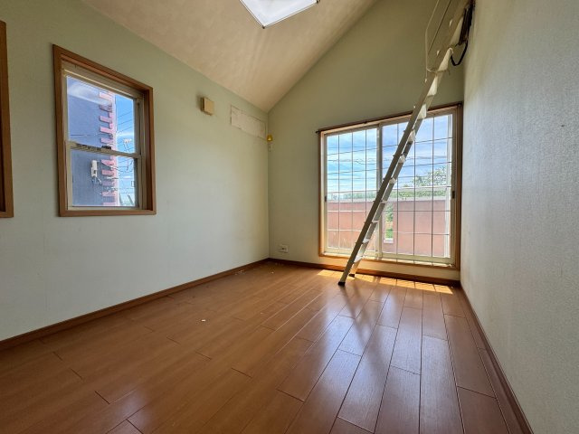 所沢市上山口中古戸建の洋室