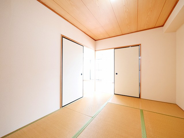 パディーフィールド善法寺の和室|柔らかい畳が心地よい和室