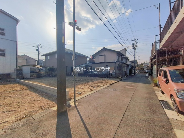 仲介手数料半額）岩倉市南新町三反田の売地の前面道路含む現地写真