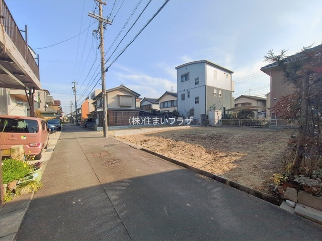 仲介手数料半額）岩倉市南新町三反田の売地の前面道路含む現地写真